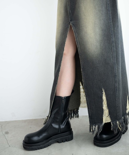 WEGO（ウィゴー）の「WEGO/ヴィンテージウォッシュスリットロングスカート（デニムスカート・レディース・ブラック系その他/コバルトブルー・FREE）」の6枚目の写真