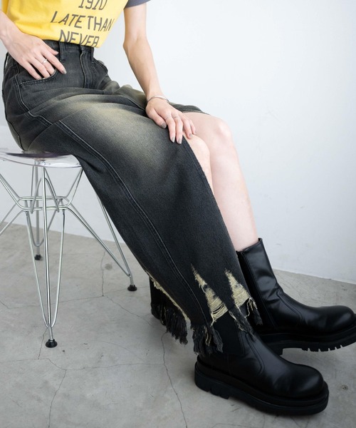 WEGO（ウィゴー）の「WEGO/ヴィンテージウォッシュスリットロングスカート（デニムスカート・レディース・ブラック系その他/コバルトブルー・FREE）」の12枚目の写真