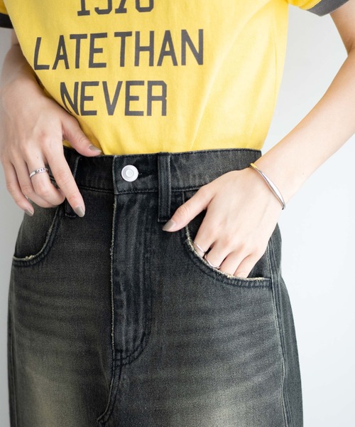 WEGO（ウィゴー）の「WEGO/ヴィンテージウォッシュスリットロングスカート（デニムスカート・レディース・ブラック系その他/コバルトブルー・FREE）」の5枚目の写真