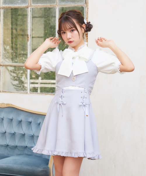 ROJITA(ロジータ)の「【TGCteen2023 summer着用アイテム/ベージュ】フロントカットキャミワンピース(ジャンパースカート・レディース・ベージュ/サックスブルー/ブラック・FREE)」の16枚目の写真