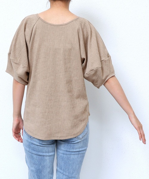 andme(アンドミー)の「楊柳前後2wayランタンスリーブトップス(Tシャツ/カットソー・レディース・ブラック/ベージュ/キナリ/ブルー・FREE)」の9枚目の写真