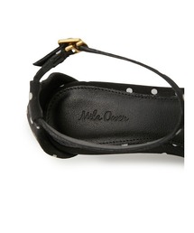 美品　ミラオーウェン　黒リボン　バックストラップ　ポインテッド　ヒール　パンプス Mila Owen（ミラオーウェン）の「ポインテッドトゥストラップ