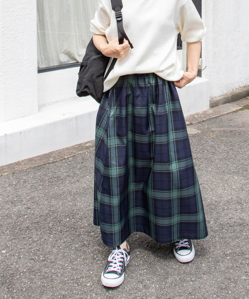 FORK&SPOON（フォークアンドスプーン）の「FORK&SPOON　チェックギャザースカート（スカート・レディース・ネイビー/ベージュ系その他・1/2）」の8枚目の写真