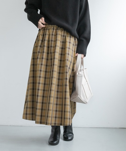 FORK&SPOON（フォークアンドスプーン）の「FORK&SPOON　チェックギャザースカート（スカート・レディース・ネイビー/ベージュ系その他・1/2）」の16枚目の写真