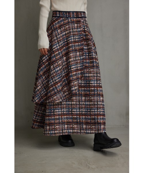 AZUL by moussy（アズールバイマウジー）の「レイヤードデザインフレアスカート（スカート・レディース・レッド系その他/ブラック・MEDIUM/SMALL）」の11枚目の写真