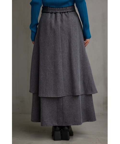 AZUL by moussy（アズールバイマウジー）の「レイヤードデザインフレアスカート（スカート・レディース・レッド系その他/ブラック・MEDIUM/SMALL）」の7枚目の写真