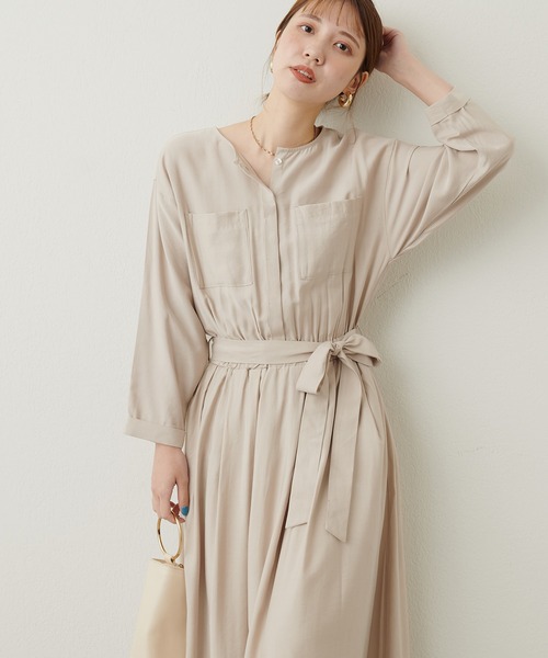 natural couture(ナチュラルクチュール)の「胸ポケデザインドルマンスリーブワンピース(ワンピース・レディース・ライトベージュ/ブラウン/カーキ/レンガ・FREE)」の12枚目の写真