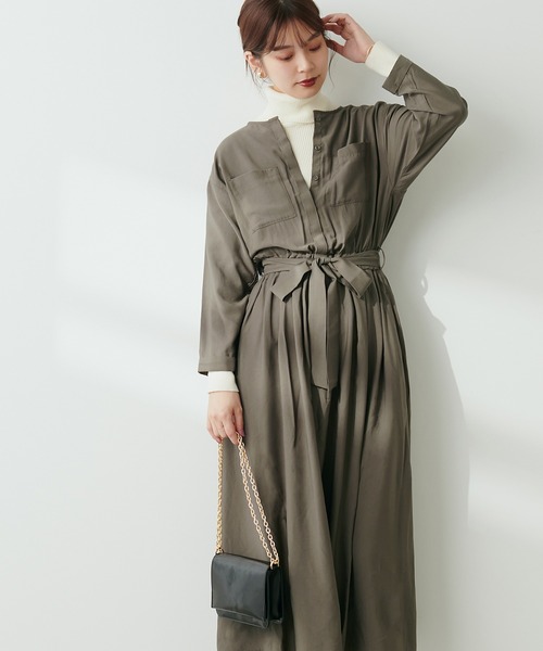 natural couture(ナチュラルクチュール)の「胸ポケデザインドルマンスリーブワンピース(ワンピース・レディース・ライトベージュ/ブラウン/カーキ/レンガ・FREE)」の8枚目の写真