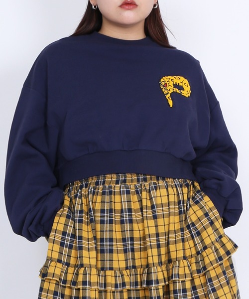 PUNYUS(プニュズ)の「パンサーサガラ刺繍クロップドスウェット(スウェット・レディース・ネイビー/ブラウン/グリーン・4/3)」の10枚目の写真