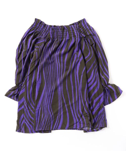 sandy（サンディー）の「sandy/プリントシャーリングチュニック（チュニック・レディース・ベージュ/パープル/ブラック/マスタード・FREE）」の4枚目の写真