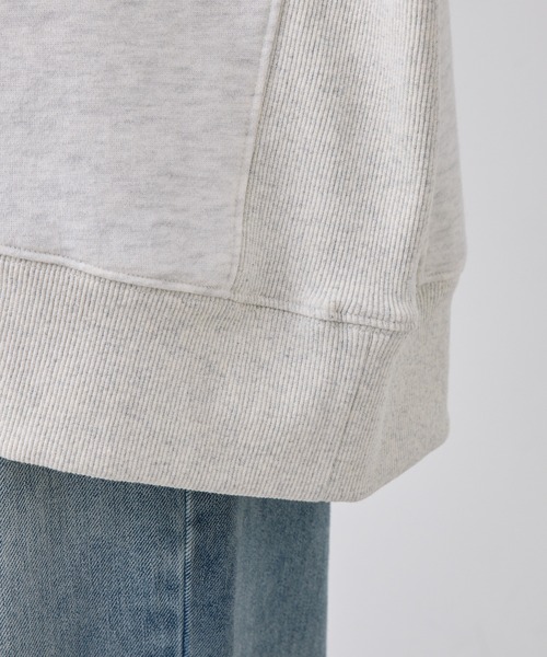 PUAL CE CIN（ピュアルセシン）の「フォトプリント両面起毛スウェット（スウェット・レディース・オートミール/グレー・FREE）」の6枚目の写真