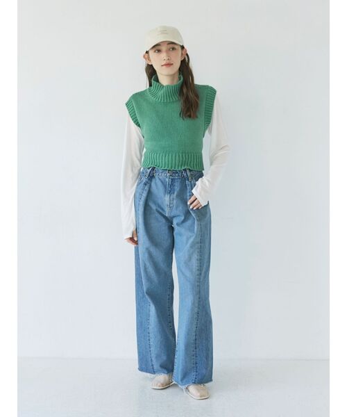 Ungrid（アングリッド）の「バックレースアップニットセットワンピース（ワンピース・レディース・ブラック/アイボリー/グリーン・FREE）」の5枚目の写真