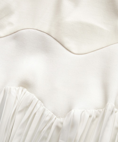 TOGA PULLA(トーガ プルラ)の「【TOGA PULLA/トーガプルラ】Taffeta pleats skirt/タフタプリーツスカート/TP241-FG225(スカート・レディース・ブラック/ホワイト・34)」の19枚目の写真