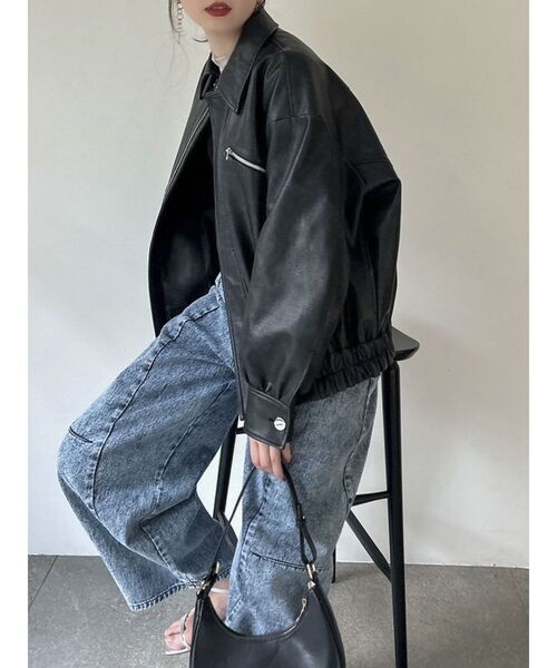 dazzlin（ダズリン）の「フェイクレザーオーバーブルゾン（ブルゾン・レディース・アイボリー/ブラック・FREE）」の4枚目の写真
