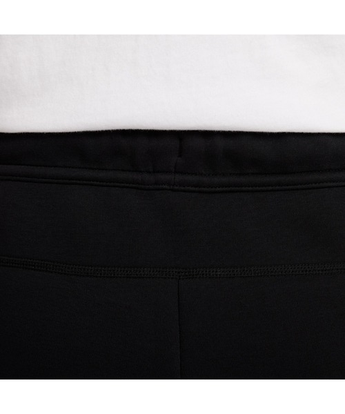 NIKE(ナイキ)の「NIKE / ナイキ ナイキ テック フリース ジョガー パンツ(スウェットパンツ・メンズ・グレー/ブラック・M/L/S/XL)」の6枚目の写真