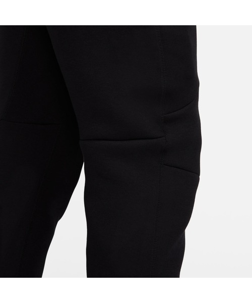 NIKE(ナイキ)の「NIKE / ナイキ ナイキ テック フリース ジョガー パンツ(スウェットパンツ・メンズ・グレー/ブラック・M/L/S/XL)」の8枚目の写真