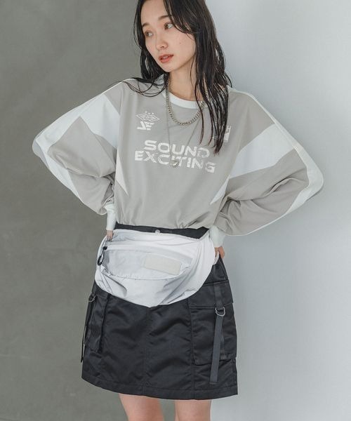 JEANASIS（ジーナシス）の「リフレクタージェットウエストBAG/996679（ボディバッグ/ウエストポーチ・レディース・グレー系その他/ホワイト系その他・FREE）」の2枚目の写真