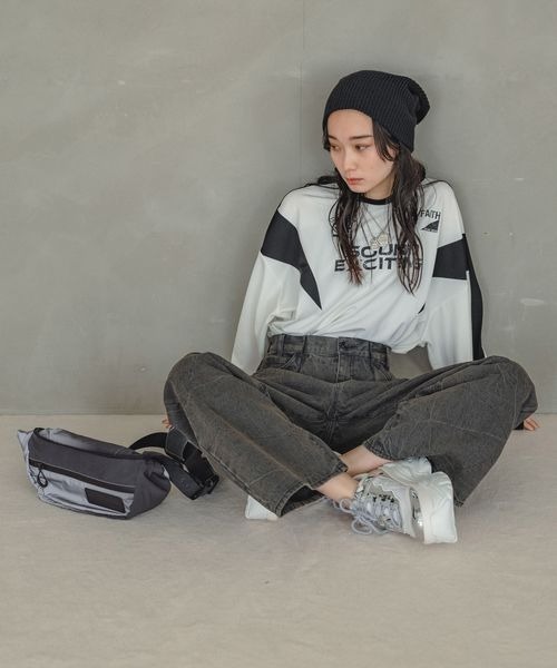 JEANASIS（ジーナシス）の「リフレクタージェットウエストBAG/996679（ボディバッグ/ウエストポーチ・レディース・グレー系その他/ホワイト系その他・FREE）」の6枚目の写真