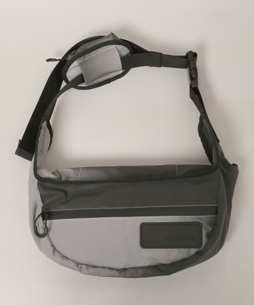 JEANASIS（ジーナシス）の「リフレクタージェットウエストBAG/996679（ボディバッグ/ウエストポーチ・レディース・グレー系その他/ホワイト系その他・FREE）」の21枚目の写真