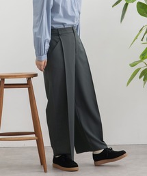 タックワイドパンツ