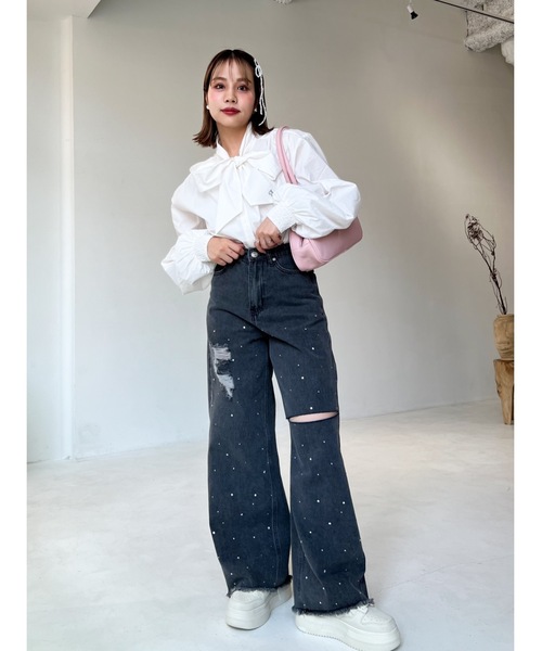 JUMELLE（ジュメロ）の「【盛れる！3サイズ】clash bijou denim pants（デニムパンツ・レディース・ブラック/ブルー・SMALL/MEDIUM/LARGE）」の8枚目の写真