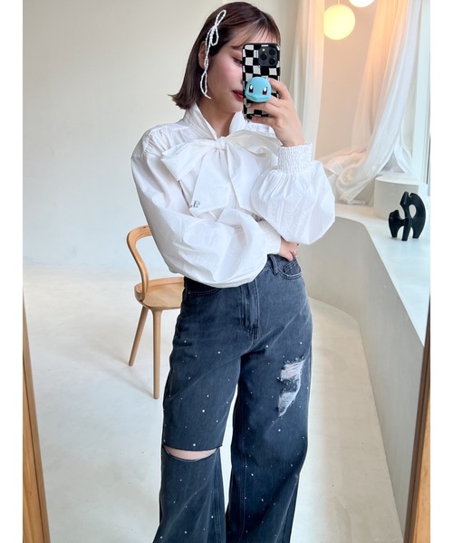 JUMELLE（ジュメロ）の「【盛れる！3サイズ】clash bijou denim pants（デニムパンツ・レディース・ブラック/ブルー・SMALL/MEDIUM/LARGE）」の15枚目の写真
