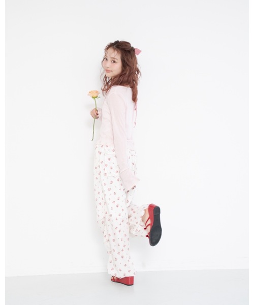 JUMELLE(ジュメロ)の「flower cargo pants(カーゴパンツ・レディース・ホワイト・MEDIUM/SMALL)」の14枚目の写真