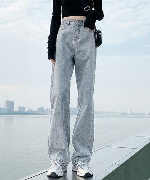 Miniministore(ミニミニストア)の「ストレートデニムパンツ ハイウエスト美脚(デニムパンツ・レディース・サックスブルー/インディゴブルー・L/S/XL/M)」の1枚目の写真