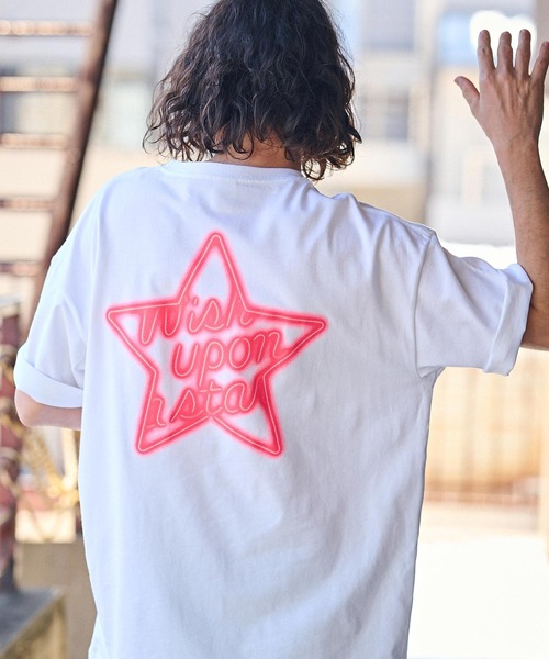 CAMBIO(カンビオ)の「mt8929- ビッグシルエットプリントT(NEONスター)(Tシャツ/カットソー・メンズ・ブラック/ホワイト/ネイビー・S/M/L/XL)」の5枚目の写真