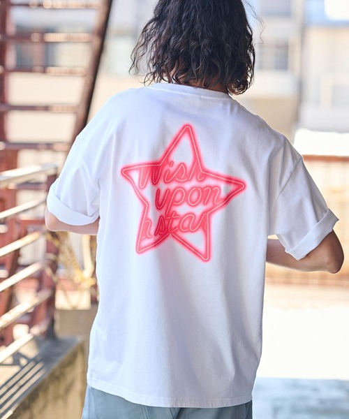 CAMBIO(カンビオ)の「mt8929- ビッグシルエットプリントT(NEONスター)(Tシャツ/カットソー・メンズ・ブラック/ホワイト/ネイビー・S/M/L/XL)」の7枚目の写真