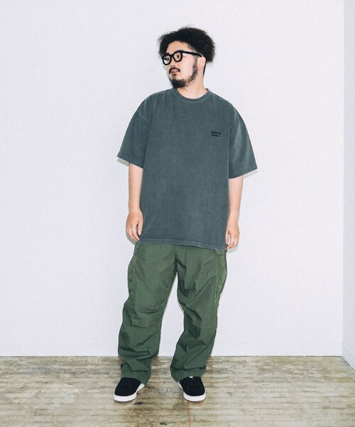 BEAMS（ビームス）の「ONEITA / Pigment Dye T-shirt（Tシャツ/カットソー・メンズ・タン/レッド/スミクロ/グリーン系その他・S/M/L/XL）」の5枚目の写真