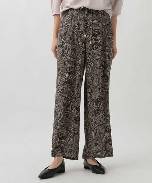 Elura(エルーラ)の「ラク艶柄ワイドパンツ(その他パンツ・レディース・ブラック/ライトイエロー/グレー・LARGE/MEDIUM)」の8枚目の写真