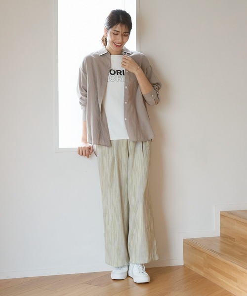 Elura(エルーラ)の「ラク艶柄ワイドパンツ(その他パンツ・レディース・ブラック/ライトイエロー/グレー・LARGE/MEDIUM)」の4枚目の写真
