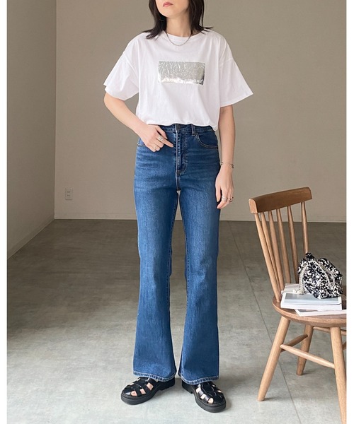 She's Closet（シーズクローゼット）の「オーバーサイズヴィンテージロゴ半袖メタリック箔プリントTシャツ（Tシャツ/カットソー・レディース・ブラック×シルバー/ブラック×ゴールド/ホワイト×シルバー/ホワイト×ゴールド/ホワイト×ブラック/ピンク/ホワイト系その他/グレー系その他/ホワイト系その他2/ホワイト系その他3/グレー系その他2/グレー系その他3・FREE）」の22枚目の写真