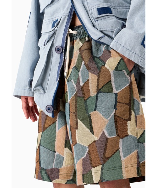 EMPORIO ARMANI(エンポリオアルマーニ)の「【エンポリオ アルマーニ】Emporio Armani Sustainability Values Capsule Collection ドローストリング付きバミューダパンツ オーガニック ジャカードゴブランファブリック(その他パンツ・メンズ・グリーン系その他・52/50/48/46)」の4枚目の写真