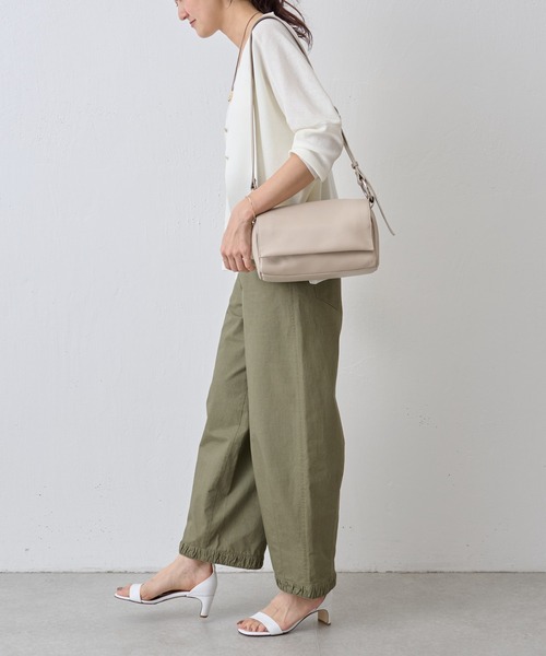 BEARDSLEY（ビアズリー）の「綿コクーンパンツ（チノパンツ・レディース・カーキ・FREE）」の3枚目の写真