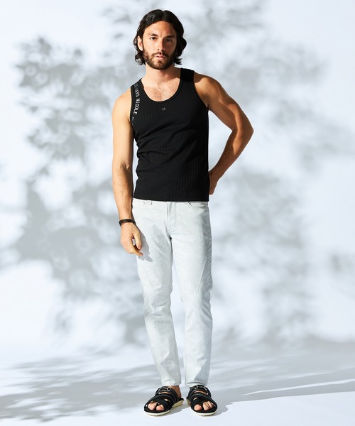 HIDEAWAYS NICOLE（ハイダウェイニコル）の「【20周年記念】ロゴプリントバイアステレコタンクトップ（タンクトップ・メンズ・ブラック/サックスブルー/ネイビー/オフホワイト・MEDIUM/LARGE）」の6枚目の写真