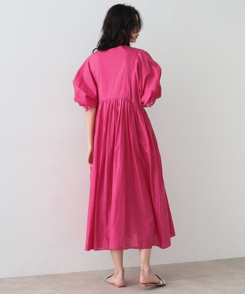 GALLEST(ギャレスト)の「◆コットンボイルピンタックワンピース(ワンピース・レディース・ブラック/ピンク系・38)」の13枚目の写真