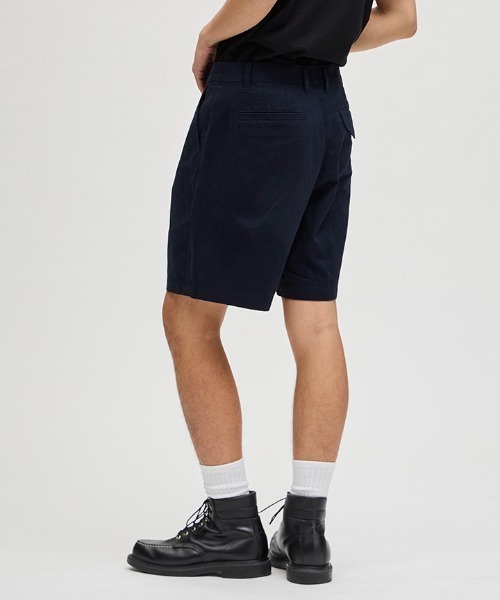 FRED PERRY（フレッドペリー）の「Wide Leg Woven Short／ワイドウーブンショートパンツ（その他パンツ・メンズ・ネイビー/グレー/ベージュ/ネイビー系・32/30）」の14枚目の写真
