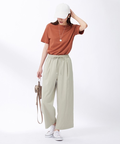 BELLUNA PLUS(ベルーナ)の「涼感スラブ調素材ドロストワイドパンツ59(その他パンツ・レディース・チャコール/ミント/グレイッシュベージュ/カーキ/ダークカーキ/イエロー系/ネイビー/オリーブ系/イエロー・SMALL/MEDIUM/LARGE/X-LARGE)」の3枚目の写真