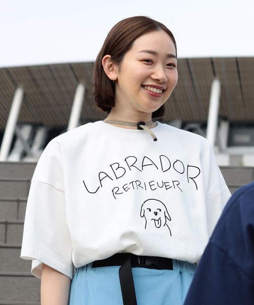 Labrador Retriever(ラブラドールリトリーバー)の「BEAMS HEART / Labrador Retriever 手書きドッグ Tシャツ(Tシャツ/カットソー・レディース・チャコールグレー/オフホワイト・FREE)」の6枚目の写真