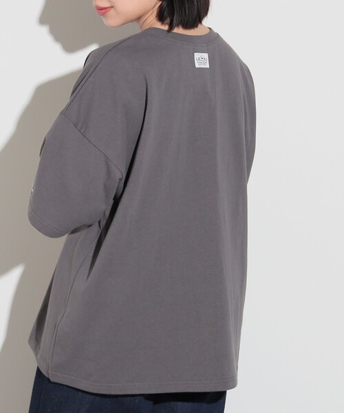 Labrador Retriever(ラブラドールリトリーバー)の「BEAMS HEART / Labrador Retriever 手書きドッグ Tシャツ(Tシャツ/カットソー・レディース・チャコールグレー/オフホワイト・FREE)」の9枚目の写真