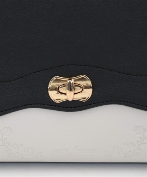 axes femme（アクシーズファム）の「フラップ配色デザインバッグ（ショルダーバッグ・レディース・ブラック/ベージュ・MEDIUM）」の22枚目の写真