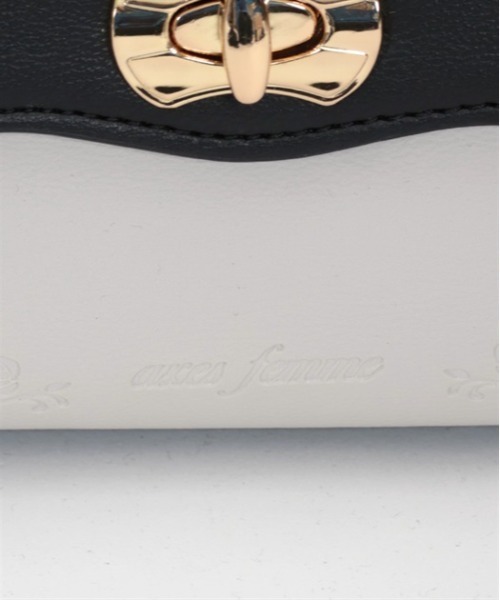 axes femme（アクシーズファム）の「フラップ配色デザインバッグ（ショルダーバッグ・レディース・ブラック/ベージュ・MEDIUM）」の21枚目の写真