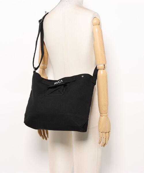 RVCA（ルーカ）の「RVCA メンズ CANVAS BAG バッグ 【2024年夏モデル】/ルーカコットンキャンバストートバッグ（ショルダーバッグ・メンズ・ホワイト/ブラック・FREE）」の6枚目の写真