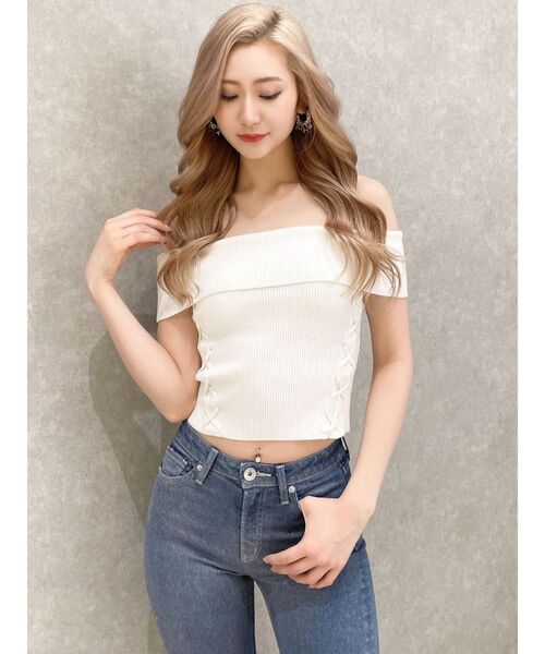 GYDA（ジェイダ）の「サイドレースアップオフショルニットトップス（ニット/セーター・レディース・グリーン/オフホワイト/ブラック・FREE）」の2枚目の写真