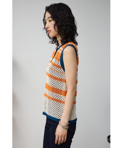 AZUL by moussy(アズールバイマウジー)の「マルチボーダーメッシュニット(タンクトップ・レディース・オレンジ/オフホワイト・FREE)」の17枚目の写真