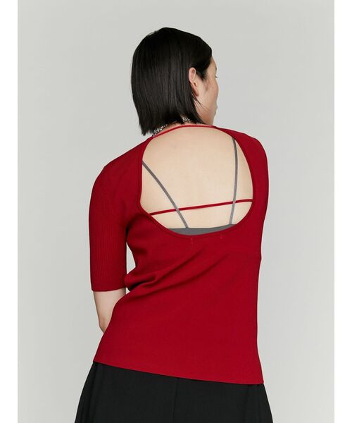 UN3D.(アンスリード)の「BACK OPEN KNIT TOP / バックオープンニットトップ(ニット/セーター・レディース・レッド/ブルー/ブラック・FREE)」の8枚目の写真