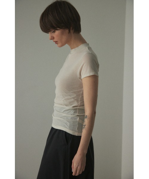 BLACK BY MOUSSY（ブラックバイマウジー）の「sheer compact tops(シアーコンパクトトップス)（Tシャツ/カットソー・レディース・ブラウン/レッド/オフホワイト・FREE）」の22枚目の写真