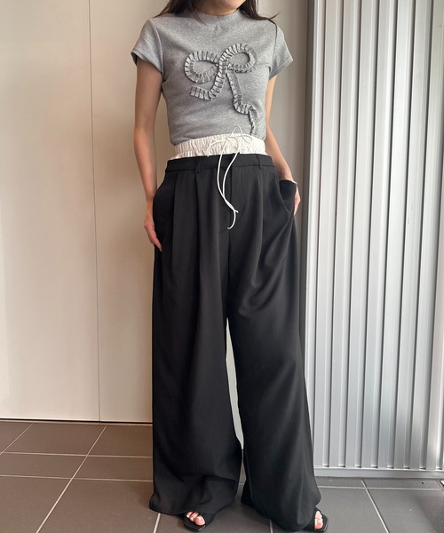 solleim(ソルレム)の「リボンディテールTシャツ(Tシャツ/カットソー・レディース・オフホワイト/グレー/ブラック・M)」の7枚目の写真